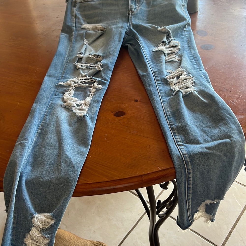 Get ready for fall with American eagle jeans